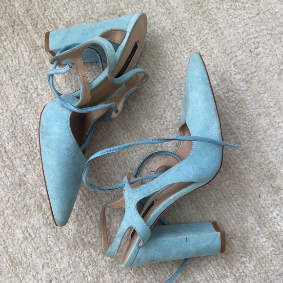 Zara Stacked Heel with Ties - Picture 7 of 9